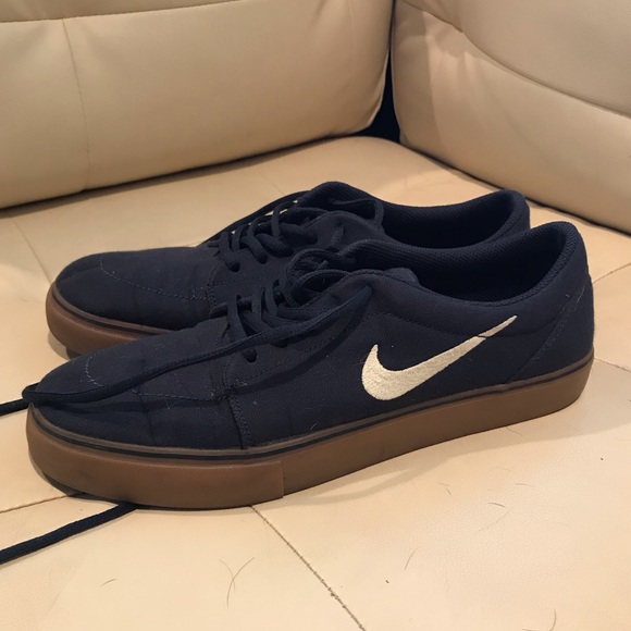 skateboard dress shoes